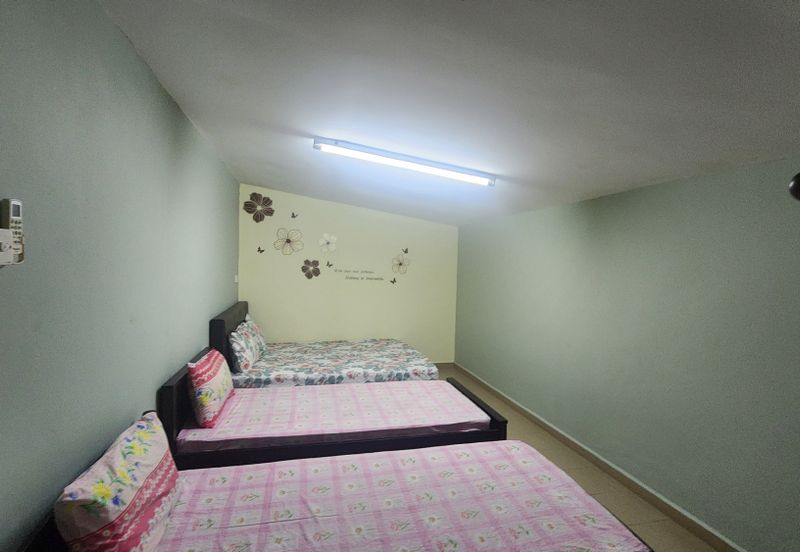 2 Adjacent Units of 1sty Semi-D Houses, Suitable as Homestay/Airbnb @ Malim Jaya, Bachang