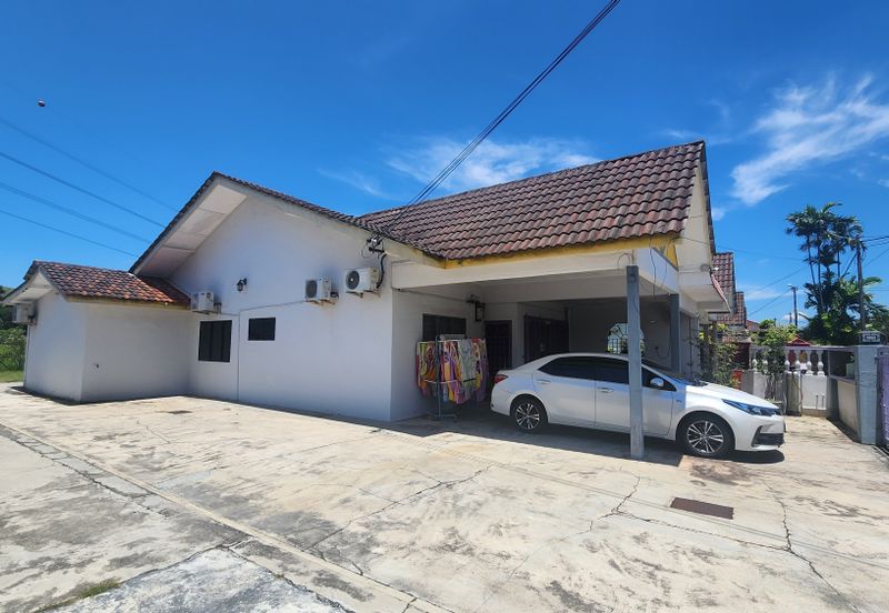 Renovated Furnished 1sty Semi-D House, Suitable as Homestay/Airbnb @ Malim Jaya, Bachang