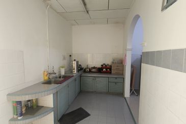 Renovated Furnished 1sty Semi-D House, Suitable as Homestay/Airbnb @ Malim Jaya, Bachang