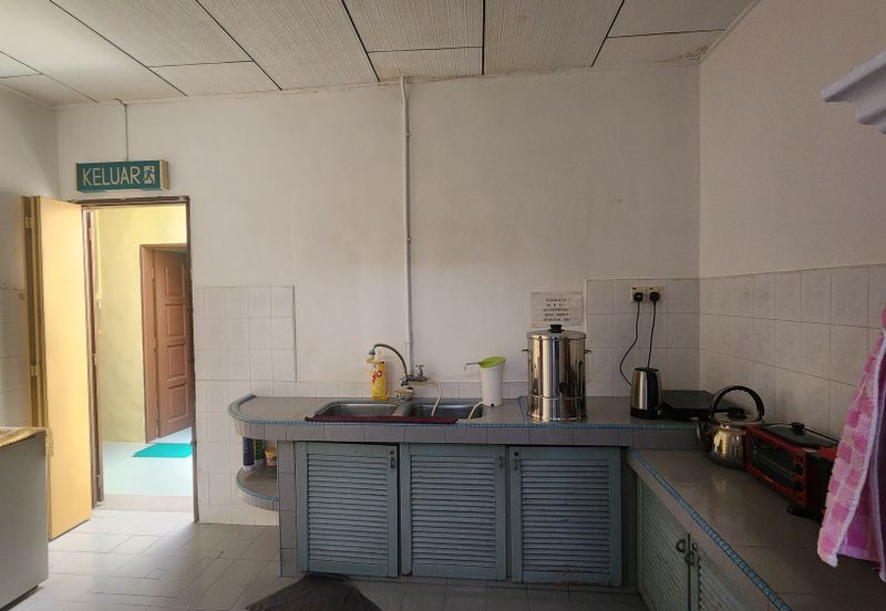 Renovated Furnished 1sty Semi-D House, Suitable as Homestay/Airbnb @ Malim Jaya, Bachang