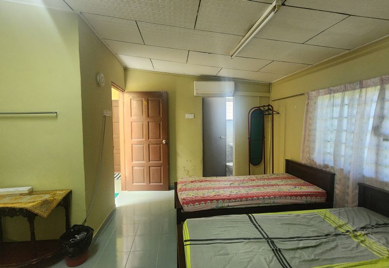 Renovated Furnished 1sty Semi-D House, Suitable as Homestay/Airbnb @ Malim Jaya, Bachang