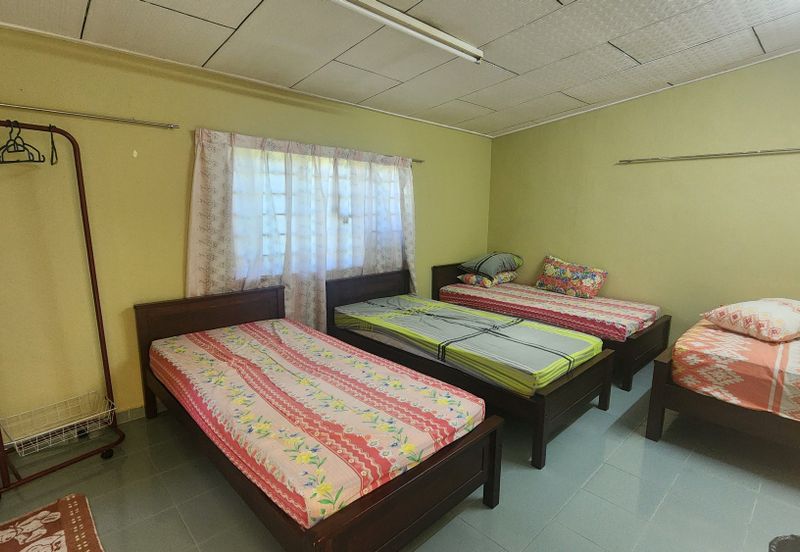 Renovated Furnished 1sty Semi-D House, Suitable as Homestay/Airbnb @ Malim Jaya, Bachang