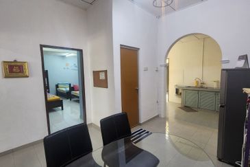 Renovated Furnished 1sty Semi-D House, Suitable as Homestay/Airbnb @ Malim Jaya, Bachang