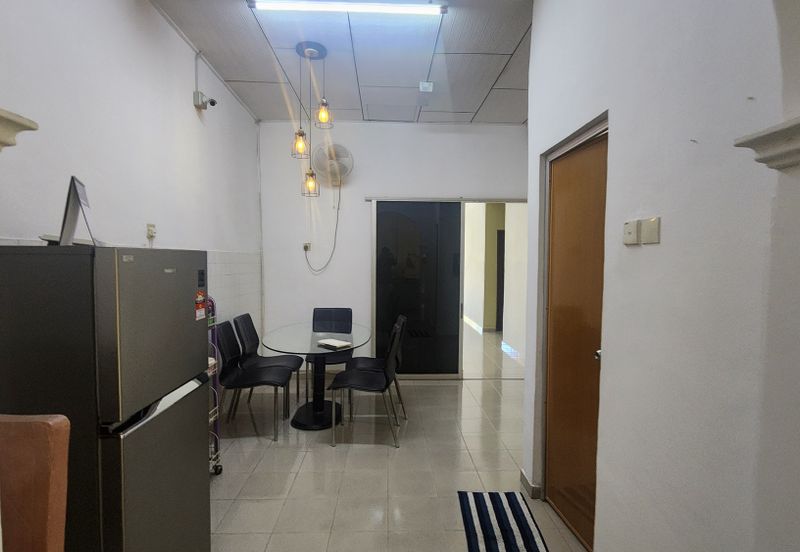 Renovated Furnished 1sty Semi-D House, Suitable as Homestay/Airbnb @ Malim Jaya, Bachang