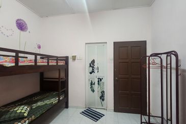 Renovated Furnished 1sty Semi-D House, Suitable as Homestay/Airbnb @ Malim Jaya, Bachang