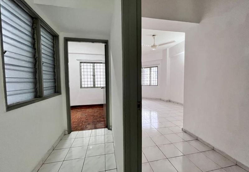 High Floor 1595sqft Unit @ Tiara Kelana Condo, SS7 Kelana Jaya PJ