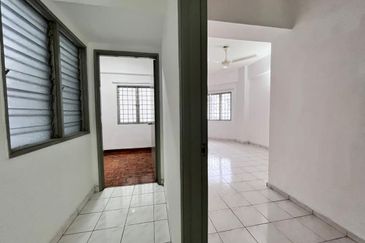 High Floor 1595sqft Unit @ Tiara Kelana Condo, SS7 Kelana Jaya PJ