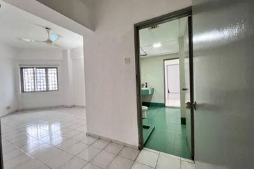 High Floor 1595sqft Unit @ Tiara Kelana Condo, SS7 Kelana Jaya PJ