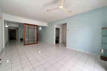 High Floor 1595sqft Unit @ Tiara Kelana Condo, SS7 Kelana Jaya PJ