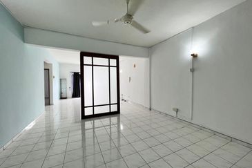 High Floor 1595sqft Unit @ Tiara Kelana Condo, SS7 Kelana Jaya PJ