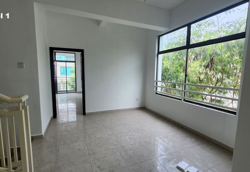 3sty Corner Link House, 7r6b @ Taman Kota Syahbandar, Kota Laksamana