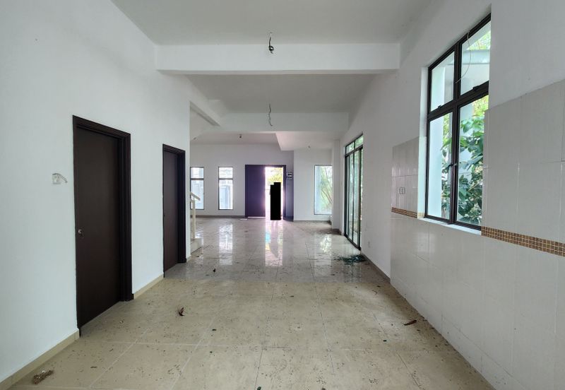 3sty Corner Link House, 7r6b @ Taman Kota Syahbandar, Kota Laksamana