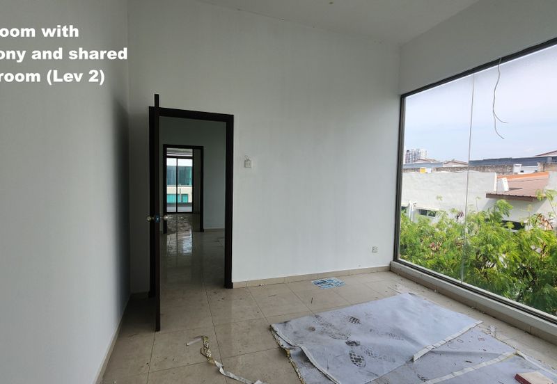 3sty Corner Link House, 7r6b @ Taman Kota Syahbandar, Kota Laksamana