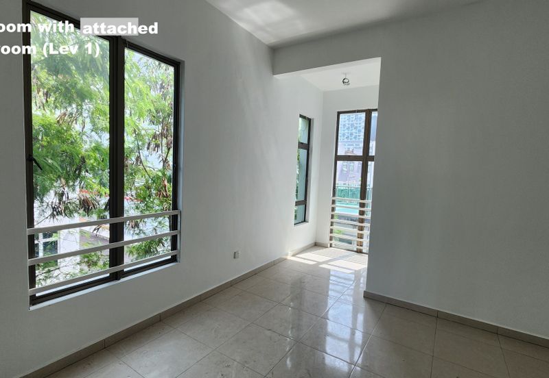 3sty Corner Link House, 7r6b @ Taman Kota Syahbandar, Kota Laksamana