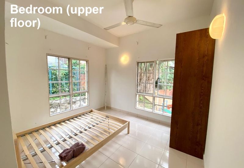 1.5sty Townhouse @ DJ Villa (beside Damansara Jaya)