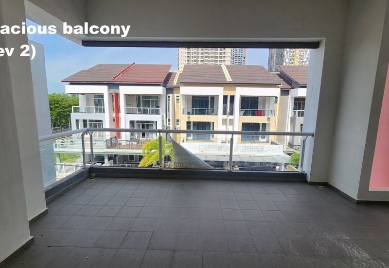 3sty Link House, 7r6b @ Taman Kota Syahbandar, Kota Laksamana