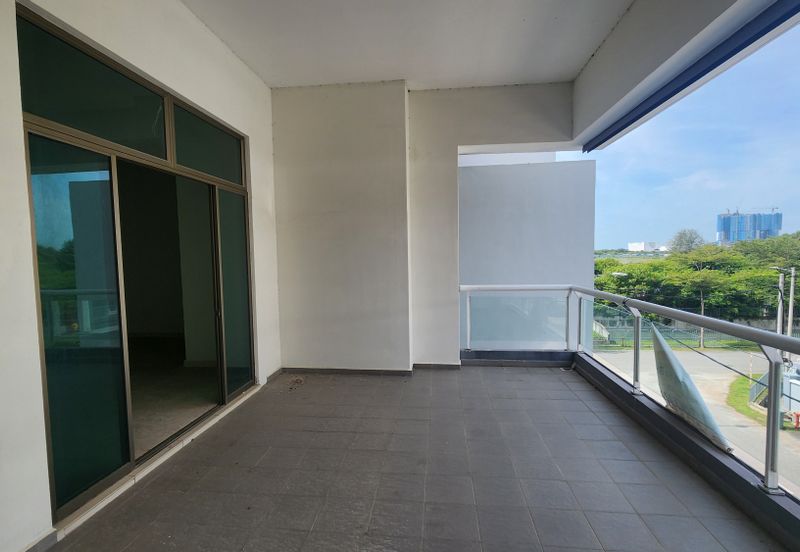 3sty Link House, 7r6b @ Taman Kota Syahbandar, Kota Laksamana