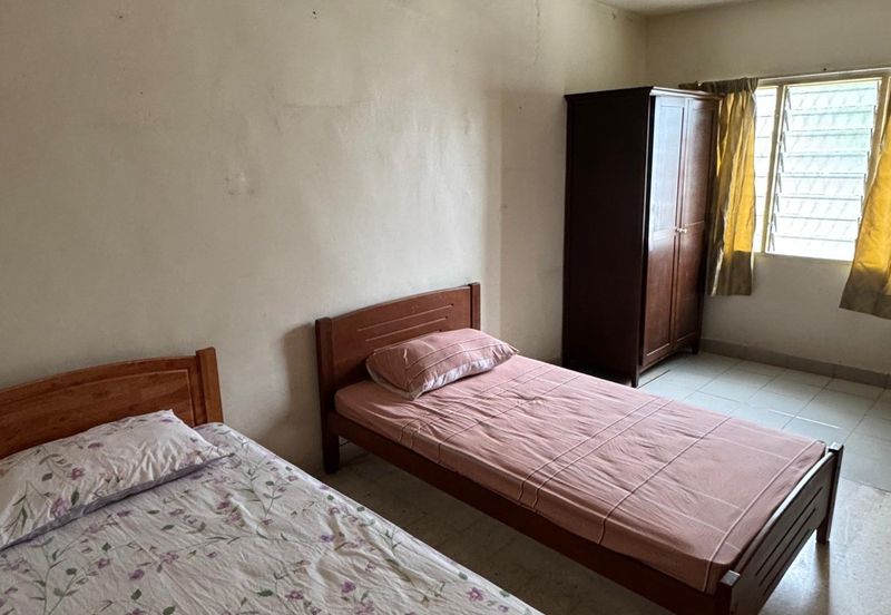 Well-kept 1sty Freehold Link House @ SS 5D, Kelana Jaya