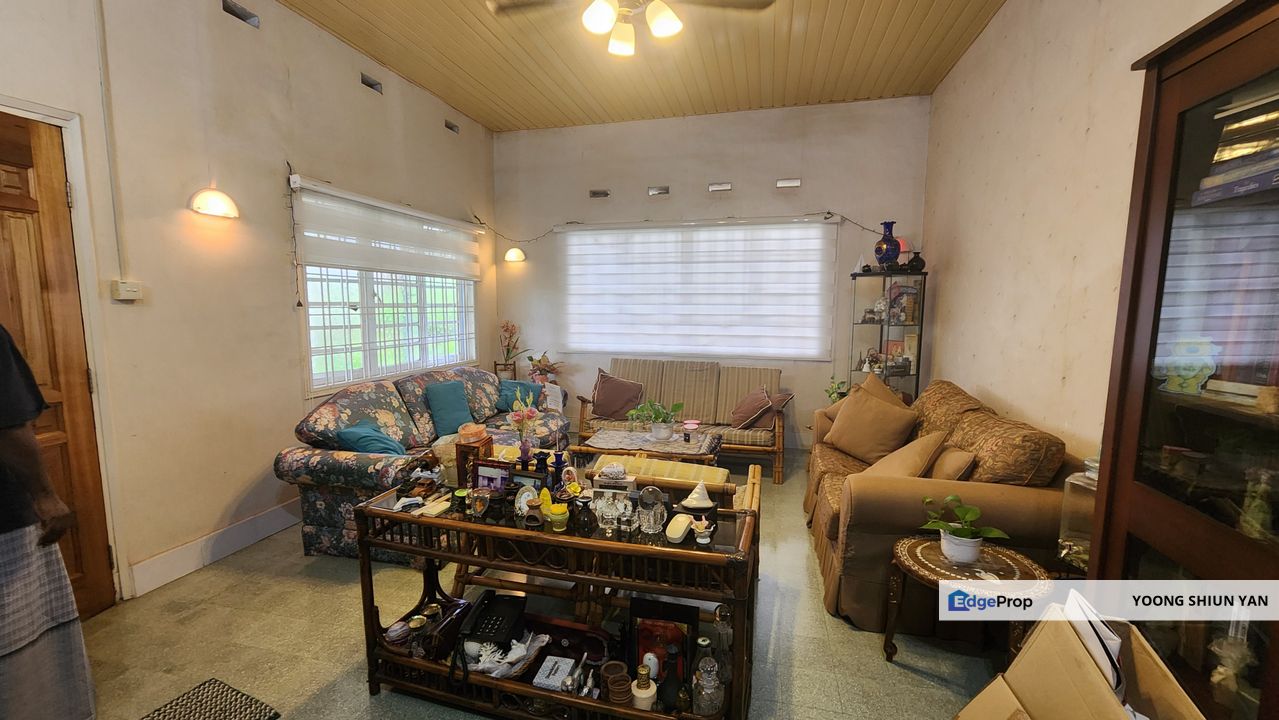 1sty Freehold Bungalow @ Taman Muhibbah, Klebang Besar, Melaka, Klebang