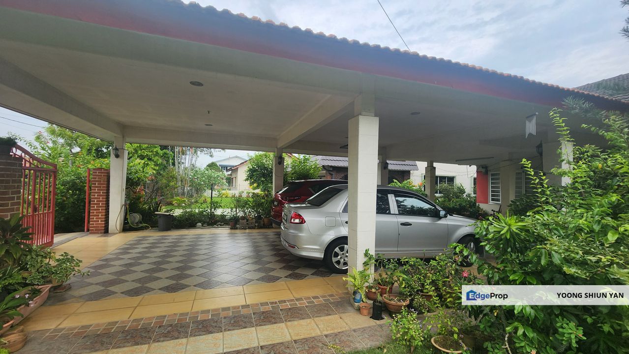 1sty Freehold Bungalow @ Taman Muhibbah, Klebang Besar, Melaka, Klebang