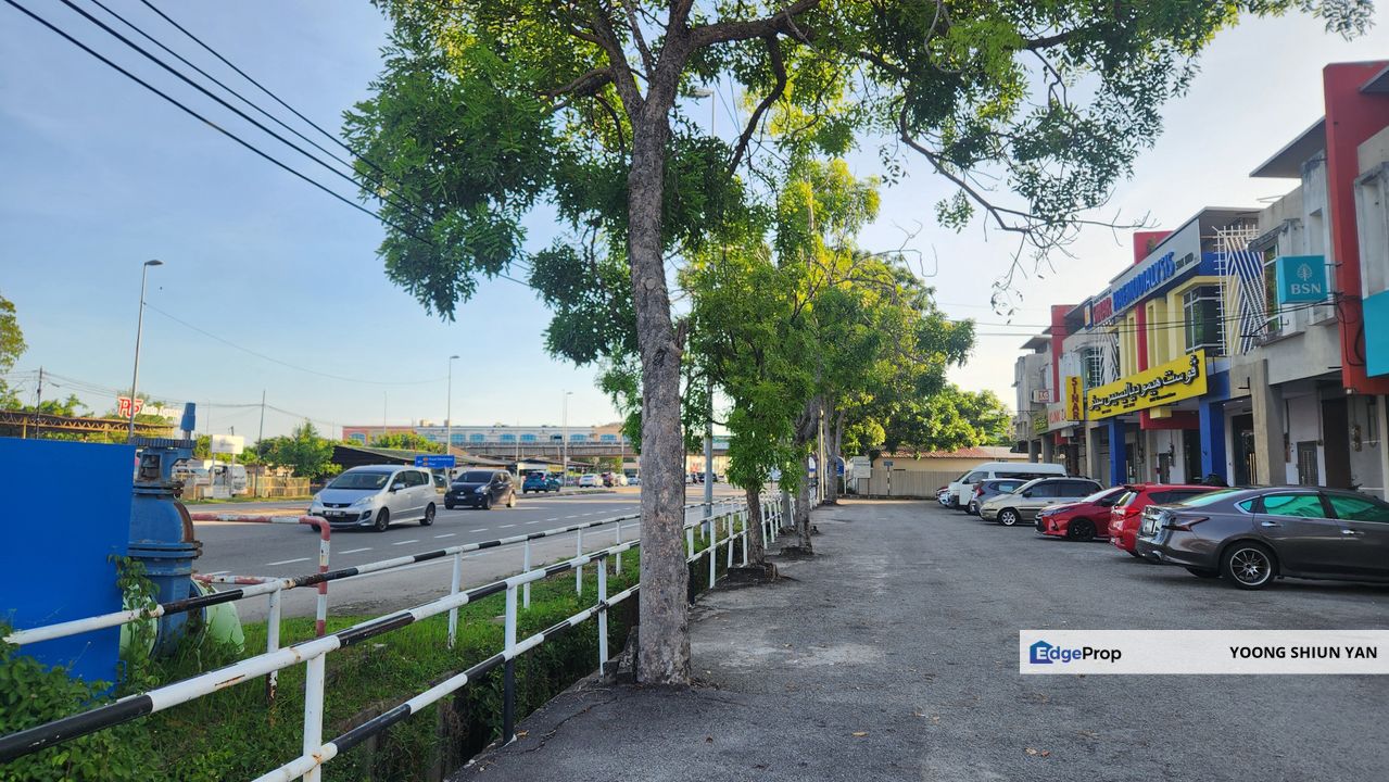 2sty Shoplot, Face Busy Main Road @ Malim Jaya, Bachang, Melaka, 