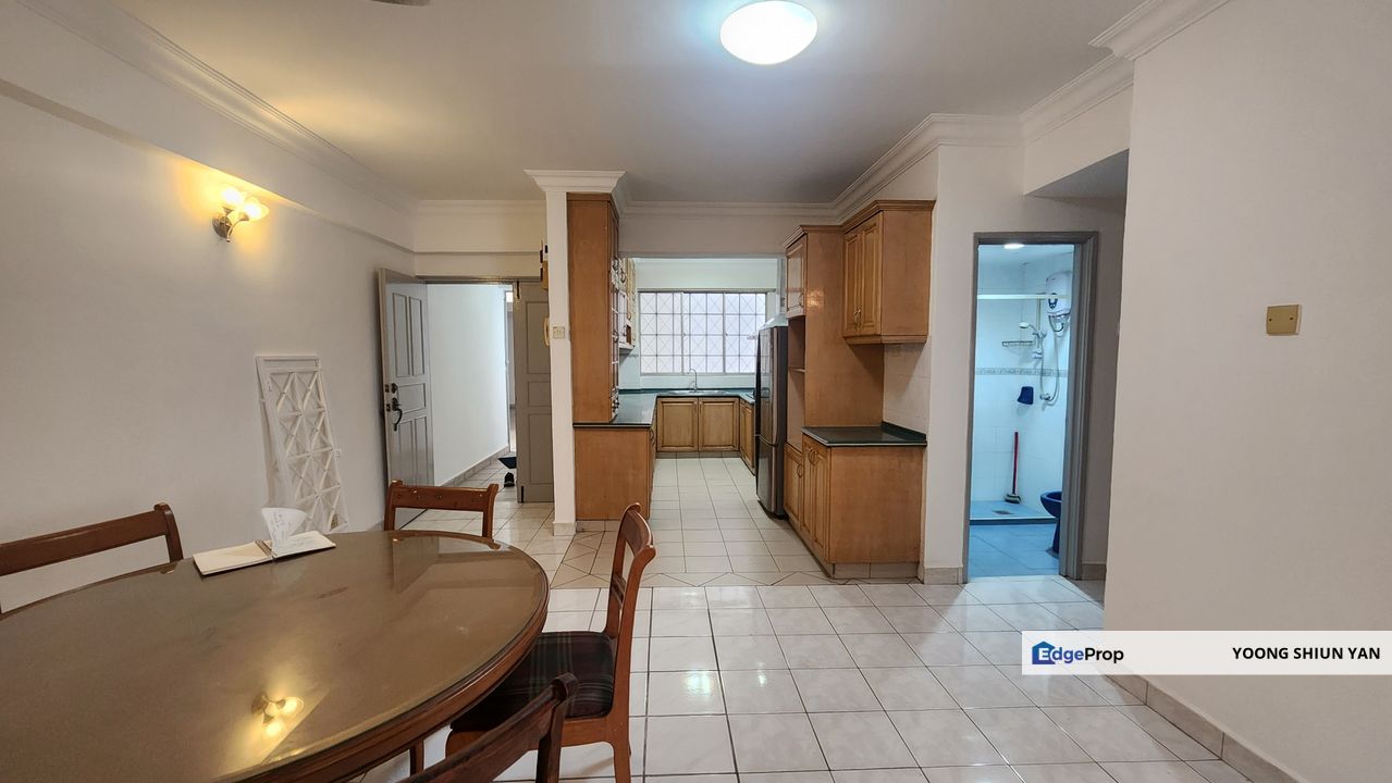 Renovated & Furnished, 2 Carparks @ Kelana D’putera Condo, Kelana Jaya, Selangor, Kelana Jaya