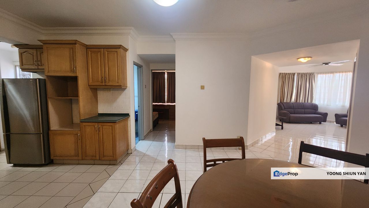 Renovated & Furnished, 2 Carparks @ Kelana D’putera Condo, Kelana Jaya, Selangor, Kelana Jaya