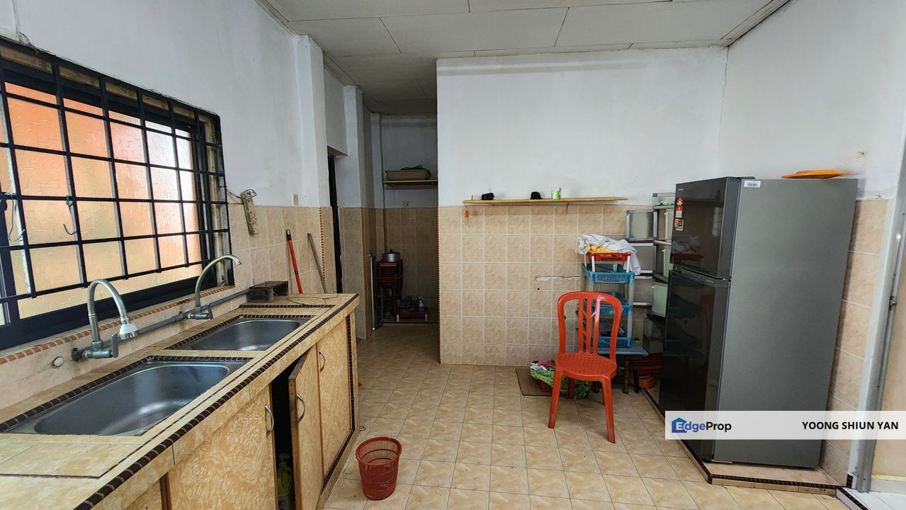 2sty Freehold Terrace House @ Jalan Tang Yee Biew, Melaka City, Melaka, Melaka Tengah