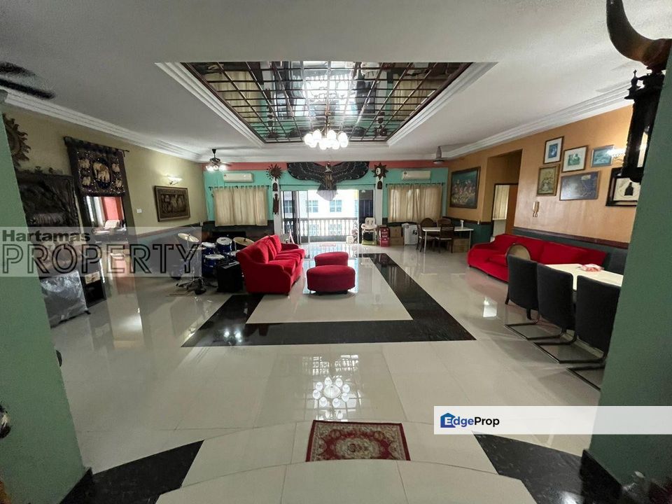 Very Spacious 3486sqft Renovated Unit @ Tiara Kelana Condo, SS7 Kelana Jaya PJ, Selangor, 