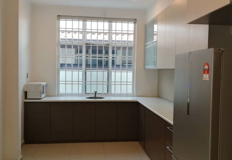 2.5sty Freehold Semi-D House @ Taman Kasturi, Semabok, Ujong Pasir