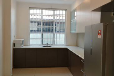 2.5sty Freehold Semi-D House @ Taman Kasturi, Semabok, Ujong Pasir