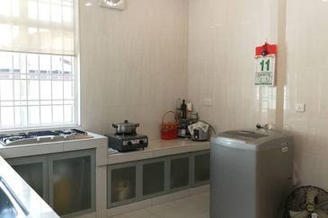 2.5sty Freehold Semi-D House @ Taman Kasturi, Semabok, Ujong Pasir