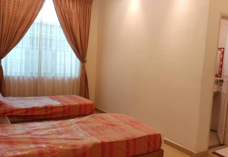 2.5sty Freehold Semi-D House @ Taman Kasturi, Semabok, Ujong Pasir