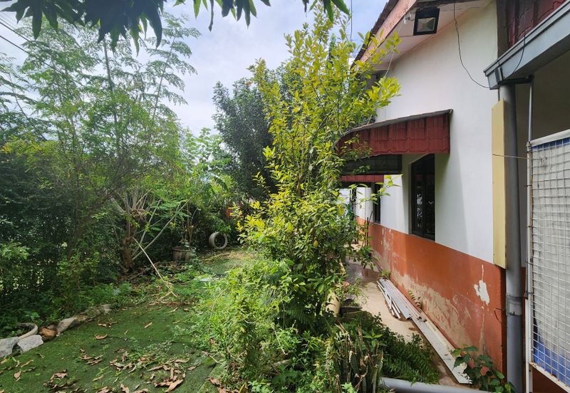 1sty Corner Terrace House @ Malim Jaya, Batu Berendam, Melaka