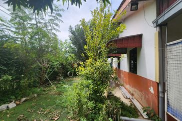1sty Corner Terrace House @ Malim Jaya, Batu Berendam, Melaka
