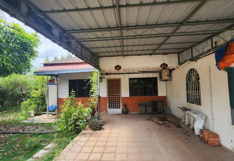 1sty Corner Terrace House @ Malim Jaya, Batu Berendam, Melaka