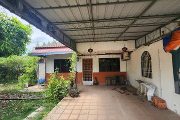 1sty Corner Terrace House @ Malim Jaya, Batu Berendam, Melaka