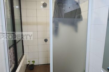 Laman 38 @ Kayu Ara (beside Taman SEA, SS23) PJ