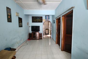 1sty Freehold Corner Terrace House with Spacious Land Area @ SS 5A, Kelana Jaya