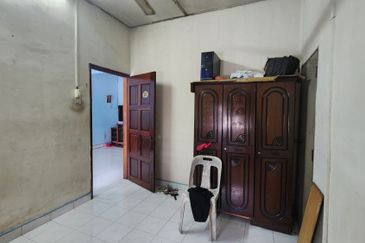 1sty Freehold Corner Terrace House with Spacious Land Area @ SS 5A, Kelana Jaya