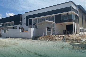 New Factory Main Road Frontage Puncak Alam, Bandar Puncak Alam, Selangor 🏭