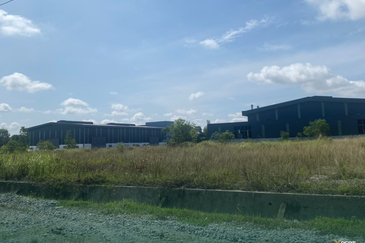 {Mian Road} 2 acres Industrial Land @ Alam Jaya Industrial Park, Bandar Puncak Alam, Selangor 