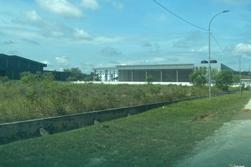 {Mian Road} 2 acres Industrial Land @ Alam Jaya Industrial Park, Bandar Puncak Alam, Selangor 