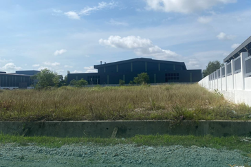 {Mian Road} 2 acres Industrial Land @ Alam Jaya Industrial Park, Bandar Puncak Alam, Selangor 