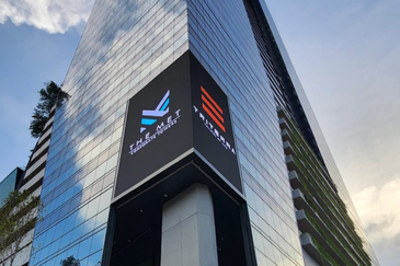 The MET Corporate Towers