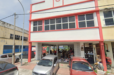 Pusat Perdagangan Alam Jaya