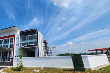 Suria Industrial Park (SIP)