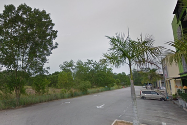 Batu 3, Jalan Gambang