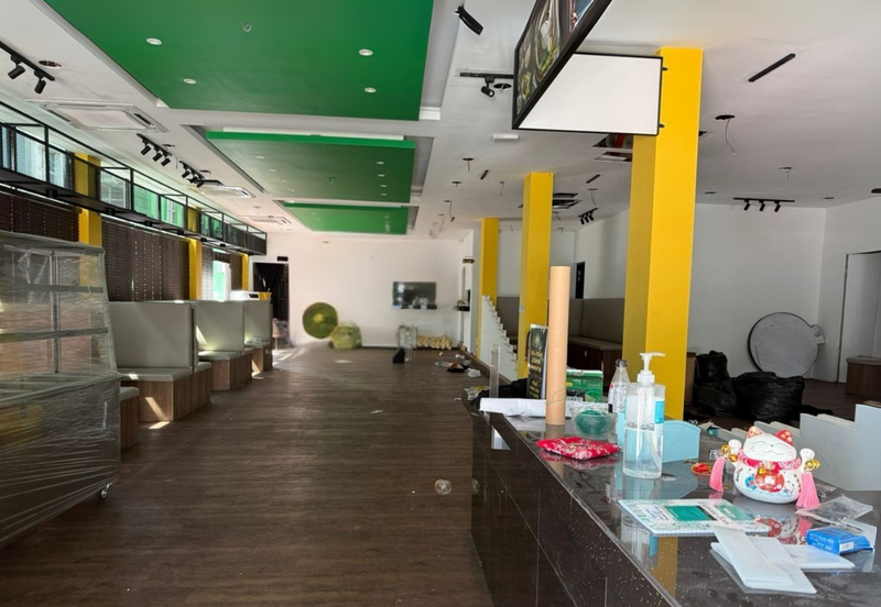 Taipan Business Centre, USJ 10