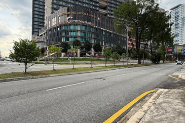 Section 13 (Seksyen 13)